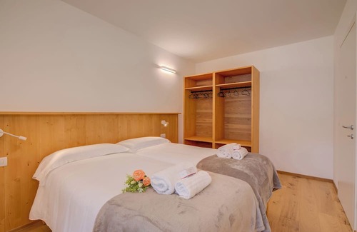 Santa Lucia Apartment | Braulio Alpinbike - One Bedroom Apartment, Sleeps 4
