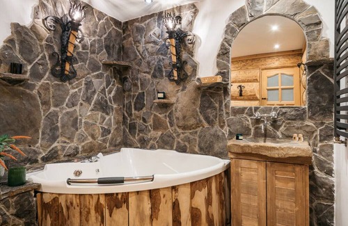 Zakopane Ski Chalet | Mountain Shelter Two-Bedroom Chalet in Zakopane 1