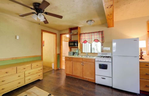Sedona Cabin | Charming Sedona Cabin: Hike, Fish & Swim On-Site!