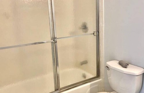 Hoboken Apartment | 201-Newly Renovated 2 Bed 2 Bath Apt With Patio!