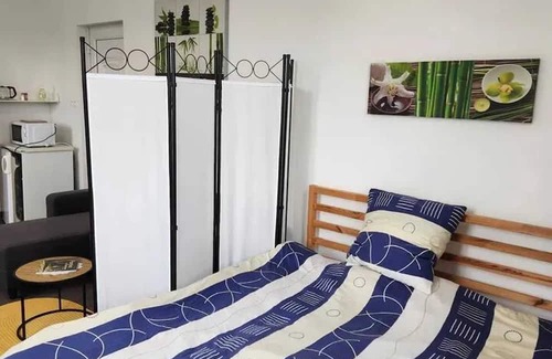 Roucy Apartment | Homerez - Studio Roucy + Parking