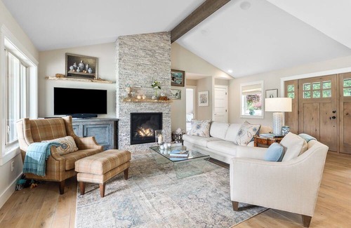 Sultan House | Salmon Beach Retreat - Luxury, privacy, and serene beauty personified.