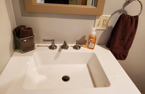 Snoqualmie Pass Apartment | Mountain Basecamp for fun and adventure.