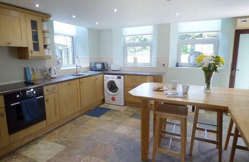 Kilgetty Cottage | The Old School Hall, Holiday Cottage Loveston, Sleeps 7, 4 bedrooms, bathrooms