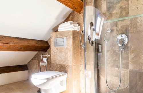 Bas-Vernet Apartment | 66C4 : Unique: 6-person château apartment