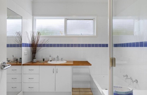 Sorrento House | Settlers Cove Cottage