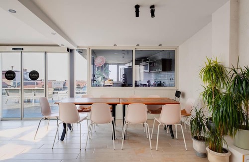 Cekirge Mahallesi House | Hotel w Terrace Backyard Near Bursa Grand Mosque