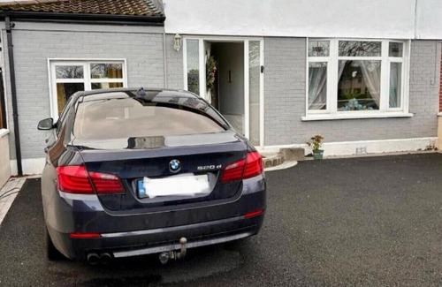 Dublin Apartment | Liffey Valley Homestay