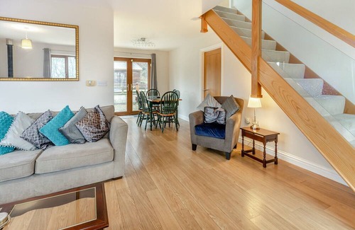 Neath Cottage | 3 bedroom accommodation in Neath
