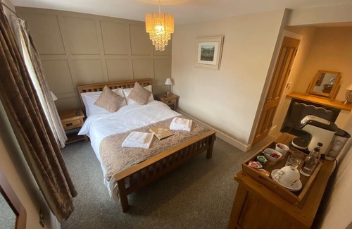 Ewyas Harold Bed & Breakfast | The Temple Bar Inn