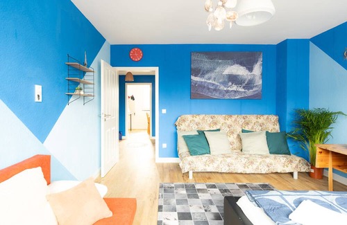 Neudorf-Nord Apartment | - Sea Apartment Duisburg Center & Parking Spaces & Kingsize Bett - Station Hbf -