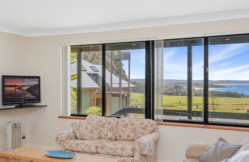 Barragga Bay Apartment | Cuttagee Beach Cottages Unit 2