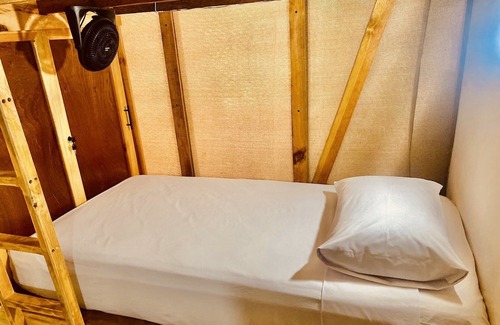 Barra de Colotepec Hotel | Hotel Capsula Vive Surf
