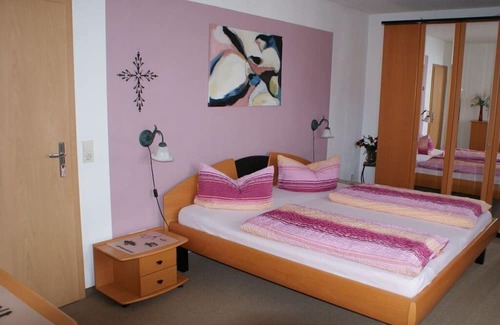 Schwarzach am Main Apartment | Heidi's holiday apartment