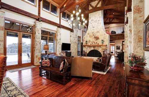 Bergheim House | Rusted Roof Ranch - A Birdy Vacation Rental