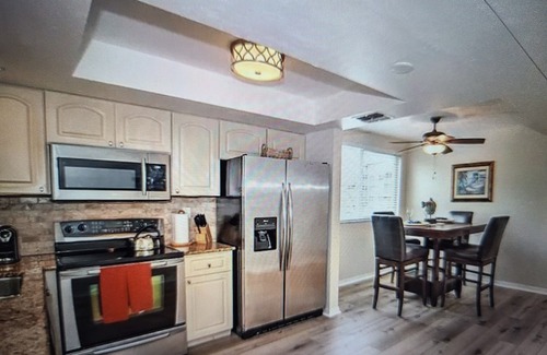 North Naples Condo | Peaceful Retreat