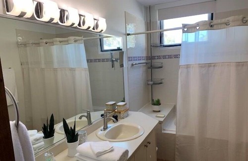 Dorado del Mar Villa | Villa Merchán | 8 Guests | 4BR & 4.5 Bathrooms