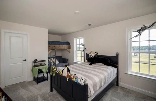 Fredericksburg House | Country Farm House on 5 Acres w/ Lake Views: Peace- Off the Beaten Path