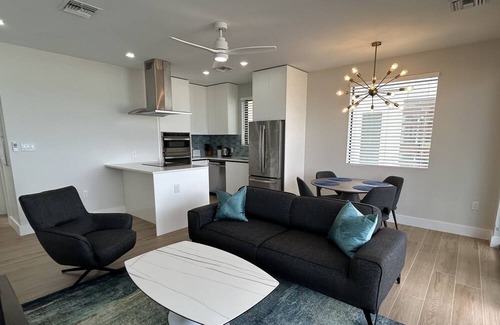 Old Man Bay Apartment | 2 bedroom beachfront condo