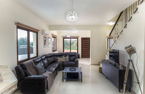 Tremithousa Villa | Phaedrus Living: Villa Tremithousa