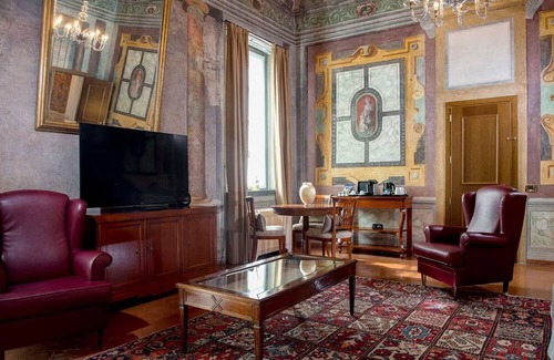 Rondo - Torretta House | Parkside 4-Star Splendor: Cycle Milan's Beauty, Welcome Paws, Prime Location!