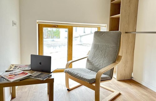 Jacquard - Prefecture Hotel | Silk & Suites City Center