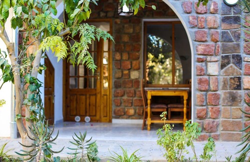 Illizi Province Hotel | La Grotte Des Ambassadeurs