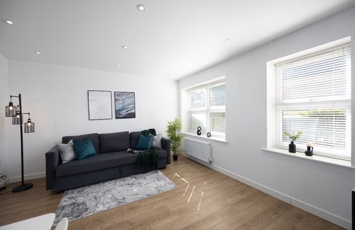 Nightingale Apartment | Contemporary 2-Bedroom Apart near Balham