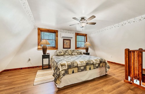 Tallassee Cabin | Becky’s hideaway nestled next to the great smoky mountains national park.