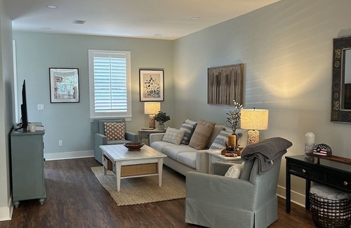 De Funiak Springs Cottage | The Lake House! New waterfront Cottage Retreat.