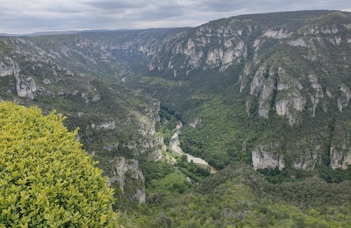 Mostuejouls Apartment | Gorge du Tarn Millau Gite Prestige Soleileau spa Sauna Hammam
