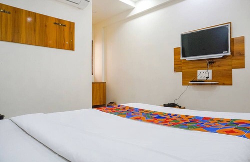 Alandi Hotel | Fabhotel Ashoka