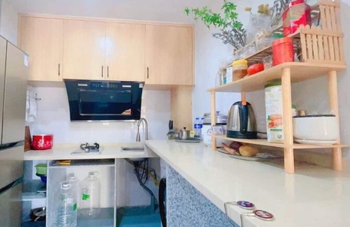 Siming House | Central Convenient Modern Spacious Bright New Remodeled Commercial / Residency