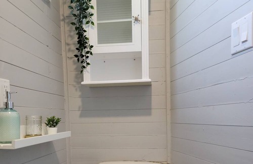Saint John Cabin | Petite Perfection- Tiny House