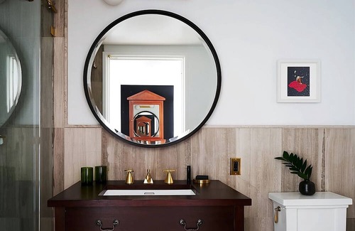 Adams Morgan House | DC Cultural Retreat, All-Suite Bliss with Central Location, Pets Stay For Free!