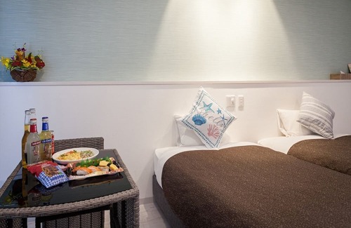 Itarashiki House | Twin bed room Capacity 12 people nonsmoking / Shimajiri-gun Okinawa