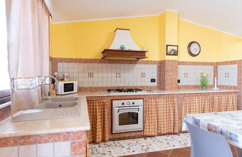 Trappeto House | Holiday Home 'Adelaide' with Sea View, Private Terrace and Wi-Fi