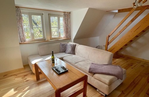 Quedlinburg Apartment | Kaiserstube - Comfortable apartment with balcony in the heart of Quedlinburg