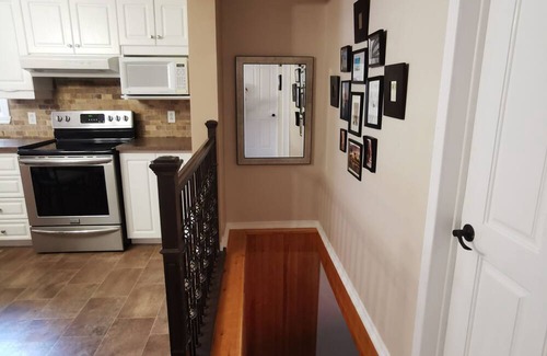 Longueuil House | Cozy Bungalow Longueuil | 3 BR | 6 pers
