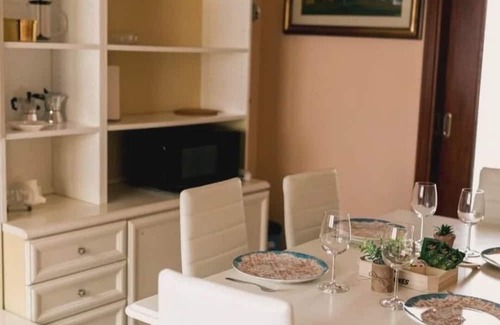Borgo Milano Apartment | VINTAGE COLETTE PENTHOUSE 10 MINUTES FROM VERONA ARENA