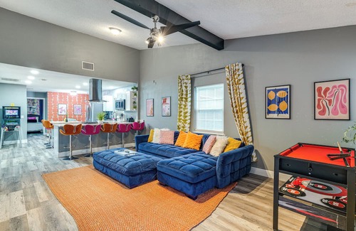 Jan Phyl Village House | 9 Mi to Legoland: Family Gem w/Games Galore!