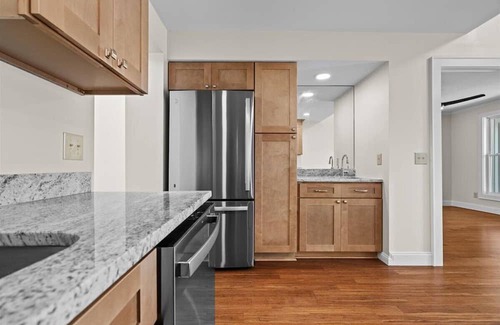 Hartsville Condo | Lakefront Paradise!