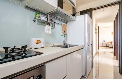 Luzhou Resort | Family-friendly, River View, Steps to MRT, Pool, Gym
