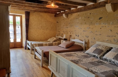 La Berthenoux Bed & Breakfast | Cozy room in Berry with homemade breakfast