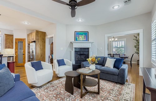 Georgetown House | Historic-Style Modern Home | Walk to Square+SWU