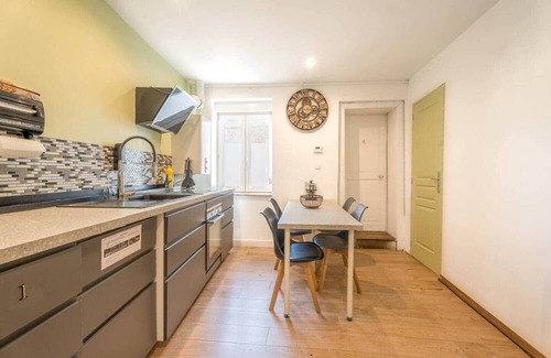 Woippy Bed & Breakfast | Private room 26m + living room and kitchenette - WIFI