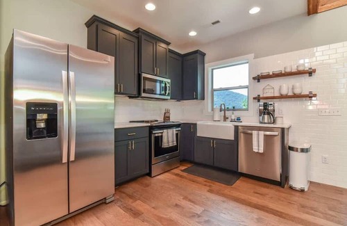 Fairview House | Asheville Mountain Retreat with Incredible Views!