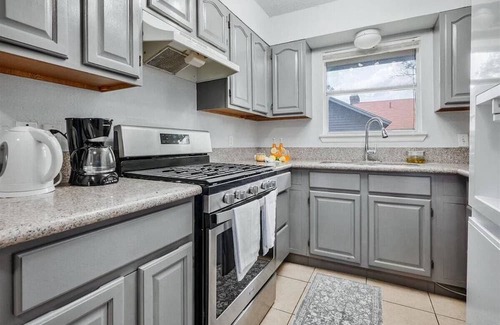 Uptown House | 10 guests cozy 311 Alamo home near downtown san antonio