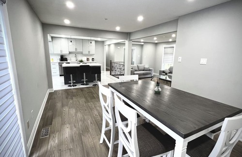 Uxbridge Cottage | Cozy 10acre Farm Cottage in Goodwood: @HermosoStay