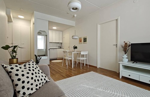 Jyvaskyla Apartment | Parkkipaikka Self check-in Sauna 46m2 Erinomainen sijainti Lemmikit